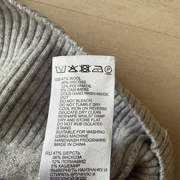 REISS cashmere blend womens sz large gray turtle neck sweater $450 - Picture 5 of 9